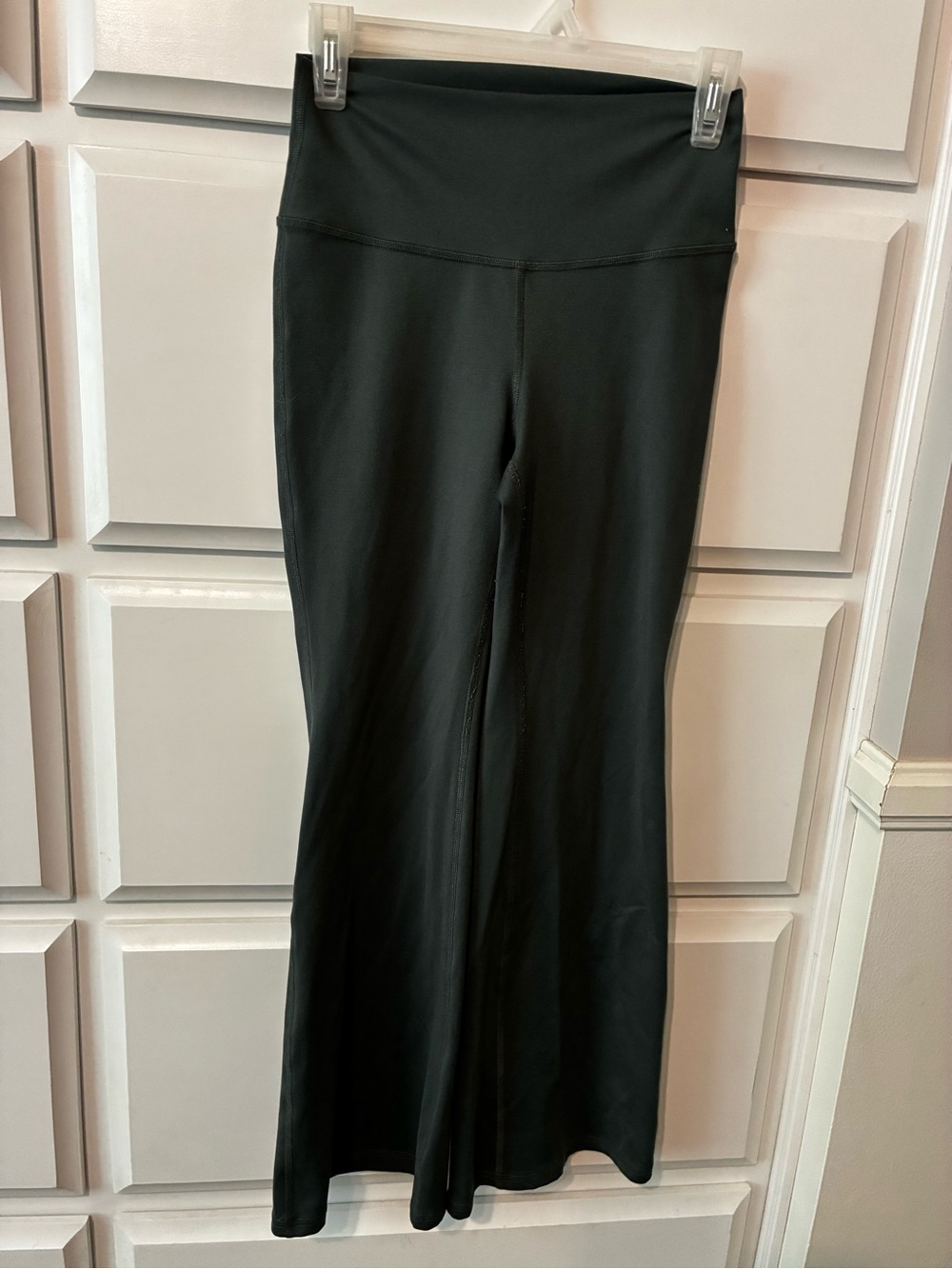 Gilly Hicks green Boot Cut Flare Yoga Pants